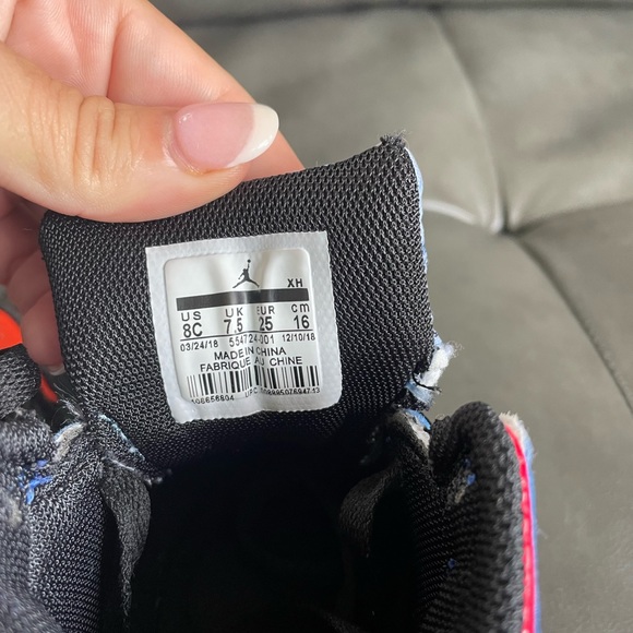 Toddler Jordan 1 multi patent size 8 - Picture 4 of 4